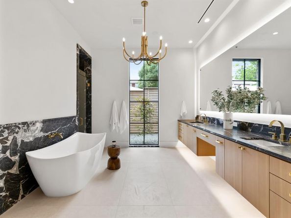 7007  Azalea Lane , Dallas Texas 75230