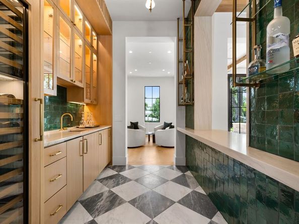 7007  Azalea Lane , Dallas Texas 75230