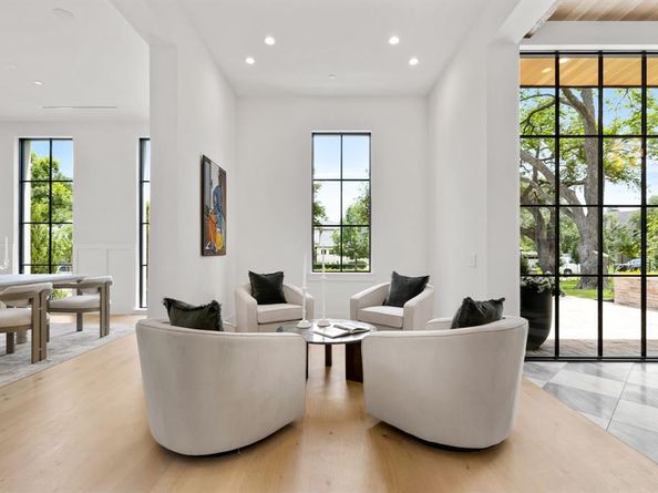 7007  Azalea Lane , Dallas Texas 75230