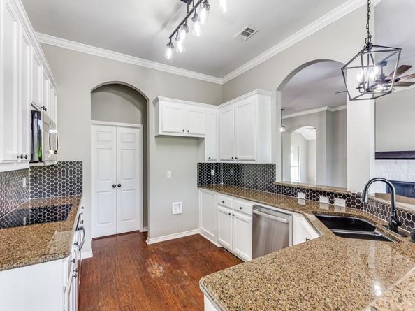 3409  Doris Walker Trail , Burleson Texas 76028