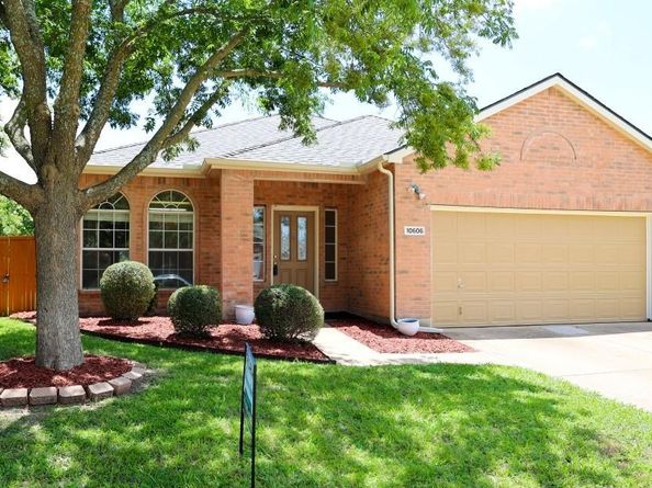 10606  Greenbriar Lane , Rowlett Texas 75089