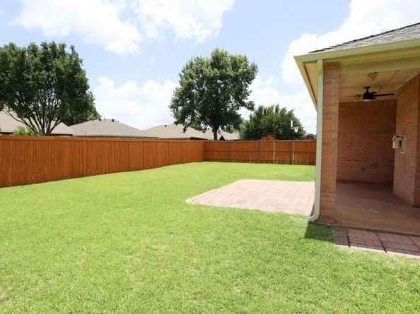 10606  Greenbriar Lane , Rowlett Texas 75089