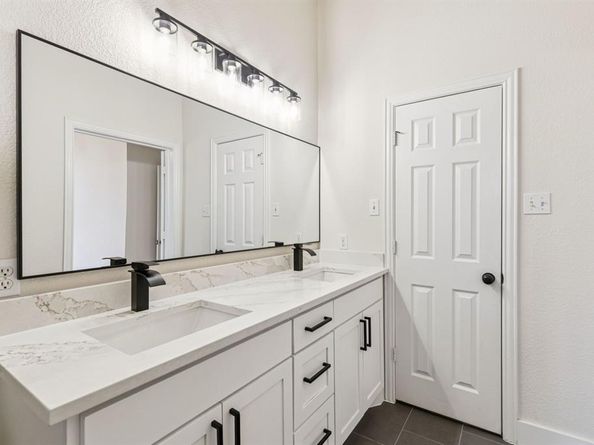 235 S Briery Road , Irving Texas 75060