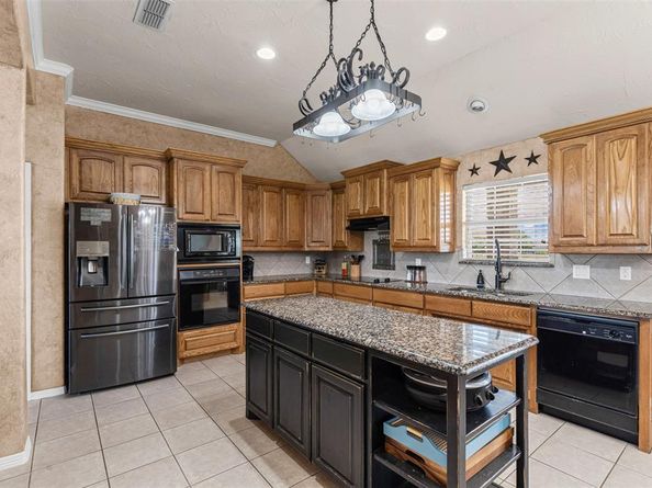 6009  Feather Wind Way , Fort Worth Texas 76135