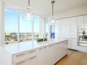 1747  Leonard Street  1901, Dallas Texas 75201