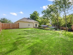 739  Flint Street , Fort Worth Texas 76115