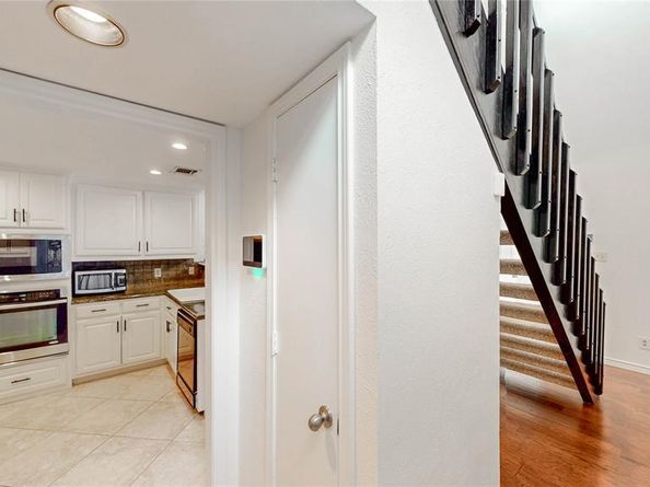 2121  Stradivarius Lane , Carrollton Texas 75007