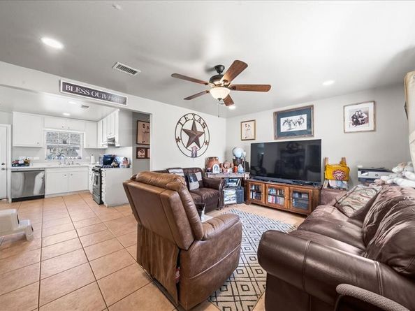 4203  Bonham Street , Dallas Texas 75229