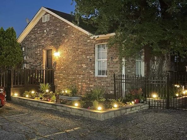 2340 N Chandler Drive E, Fort Worth Texas 76111