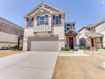 2753  Hidden Oaks Drive 