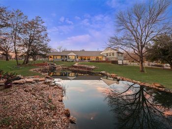 928 N Irving Heights Drive 