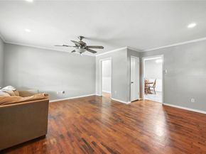 2904  Mark Twain Drive , Farmers Branch Texas 75234