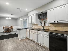 2904  Mark Twain Drive , Farmers Branch Texas 75234