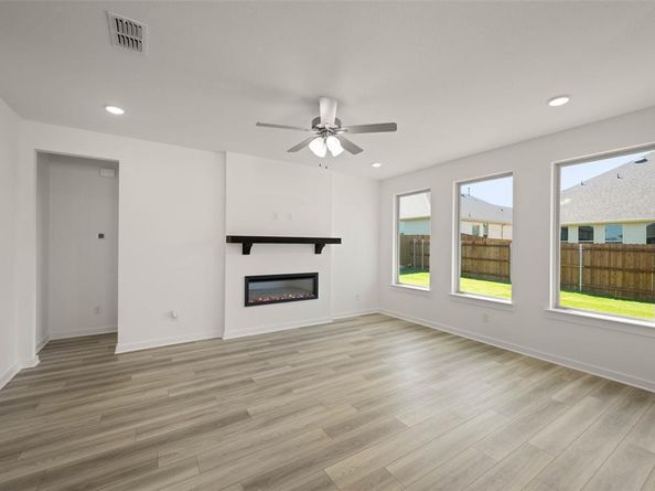 6929  Freight Train Ln  , Fort Worth Texas 76123