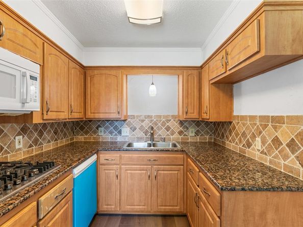 2804  Ashbury Drive , Arlington Texas 76015