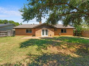 2804  Ashbury Drive , Arlington Texas 76015
