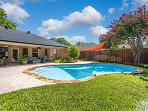 2562  Primrose Drive , Richardson Texas 75082
