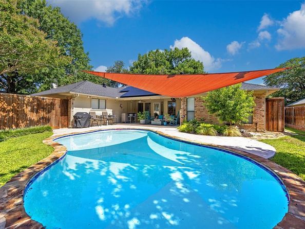 2562  Primrose Drive , Richardson Texas 75082