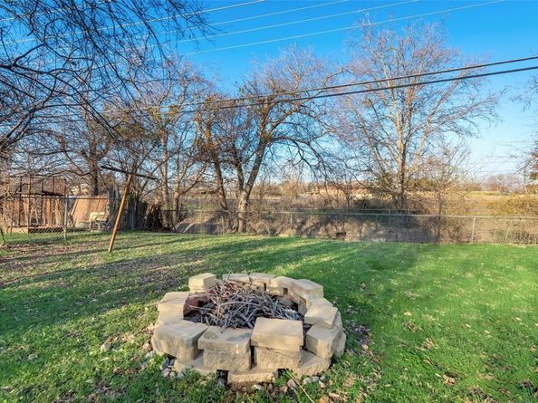 4749  Marshall Street , Forest Hill Texas 76119