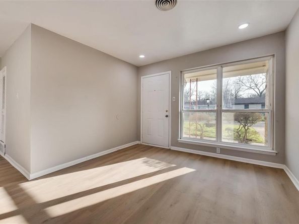 4749  Marshall Street , Forest Hill Texas 76119