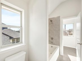 816  Yosemite Drive , DeSoto Texas 75115