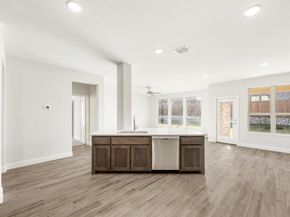 816  Yosemite Drive , DeSoto Texas 75115