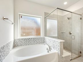 816  Yosemite Drive , DeSoto Texas 75115