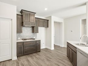 816  Yosemite Drive , DeSoto Texas 75115