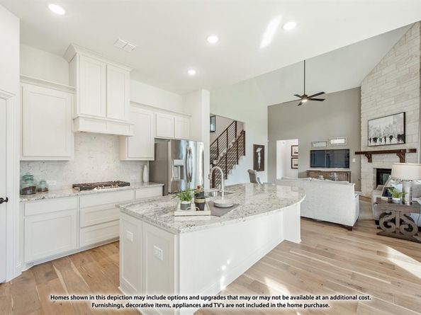 945  Waddle Lane , DeSoto Texas 75115