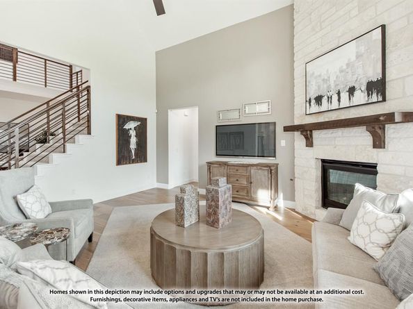 945  Waddle Lane , DeSoto Texas 75115