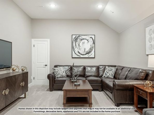 945  Waddle Lane , DeSoto Texas 75115