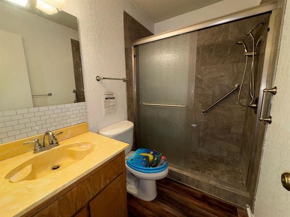 6928  Van Natta Lane , Fort Worth Texas 76112