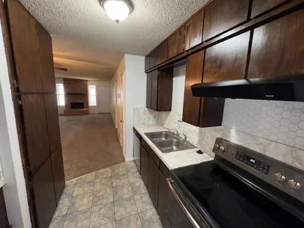 6928  Van Natta Lane , Fort Worth Texas 76112