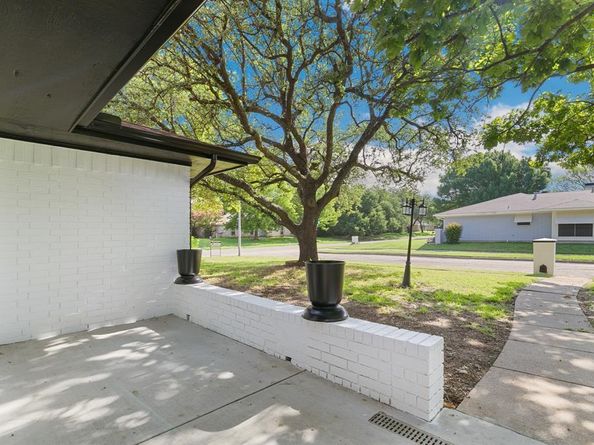 830  Bordner Drive , Lancaster Texas 75146