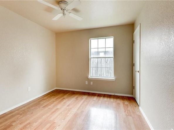 3100  Hale Avenue , Fort Worth Texas 76106