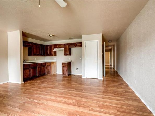 3100  Hale Avenue , Fort Worth Texas 76106