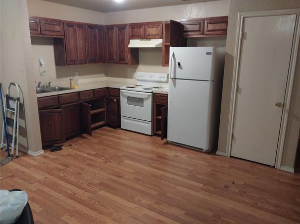 3100  Hale Avenue , Fort Worth Texas 76106