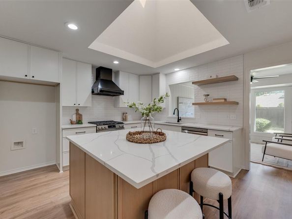 2408  Buttercup Drive , Richardson Texas 75082