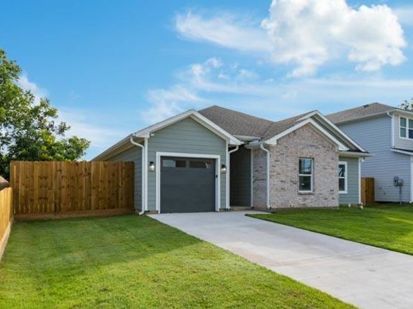 2718  1st Avenue , Dallas Texas 75210