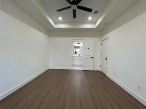 2718  1st Avenue , Dallas Texas 75210