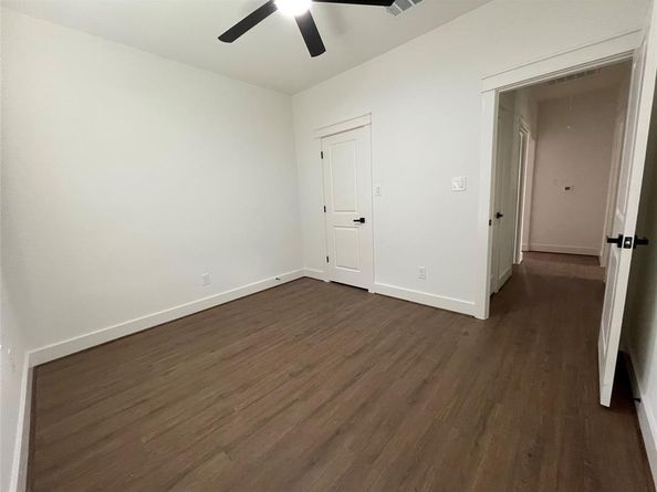2718  1st Avenue , Dallas Texas 75210