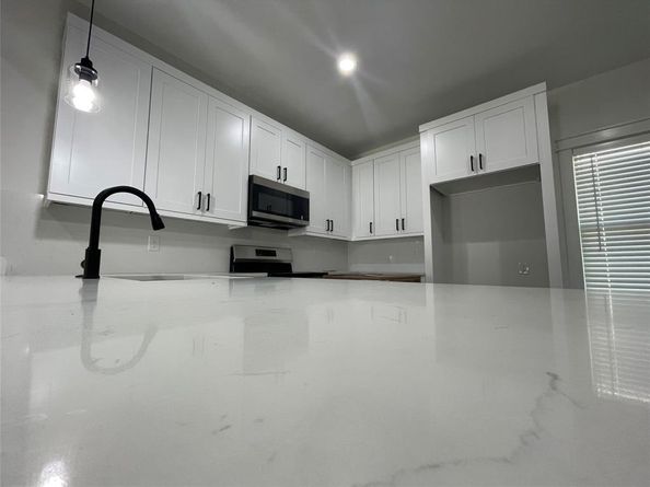 2718  1st Avenue , Dallas Texas 75210