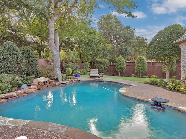 912  Chateau Court , Colleyville Texas 76034