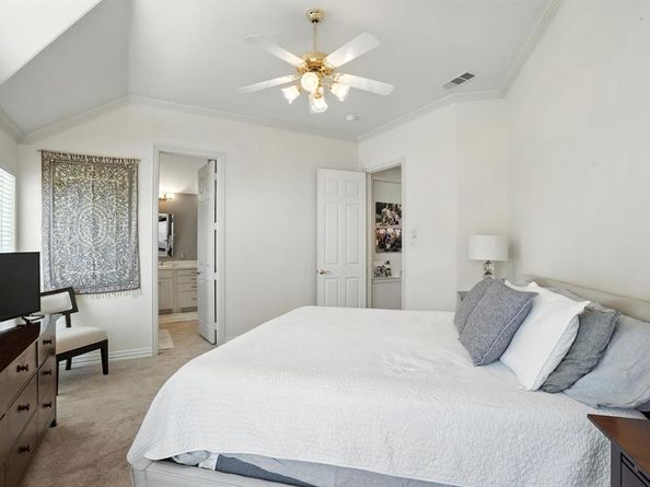 2213  Graystone Court , Keller Texas 76248