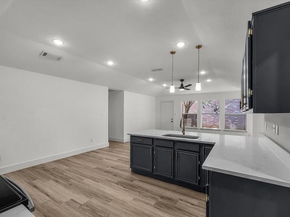 2523  Whitehurst Drive , Fort Worth Texas 76133
