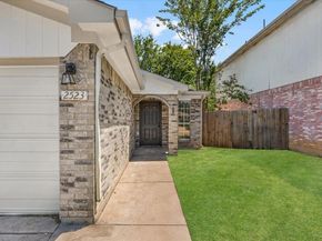 2523  Whitehurst Drive , Fort Worth Texas 76133