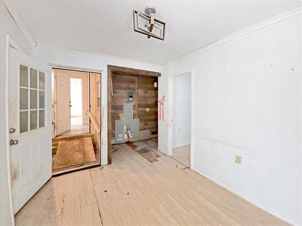1209  15th Place , Fort Worth Texas 76164
