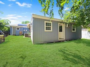 1209  15th Place , Fort Worth Texas 76164
