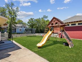 2600  Lipscomb Street , Fort Worth Texas 76110