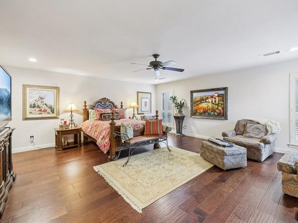 16702  Village Lane , Dallas Texas 75248